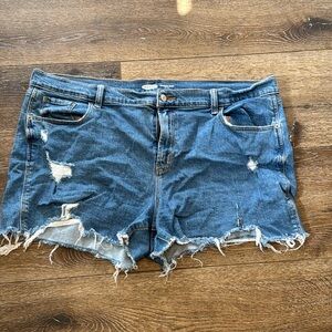 Old‎ navy mid rise boyfriend short 18